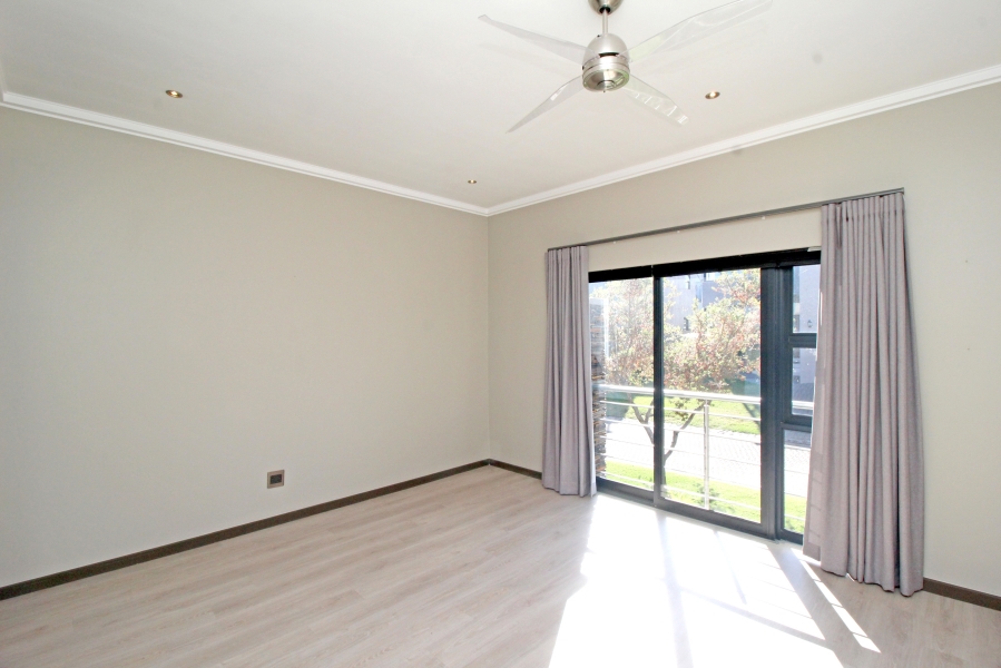 4 Bedroom Property for Sale in Waterfall Country Village Gauteng