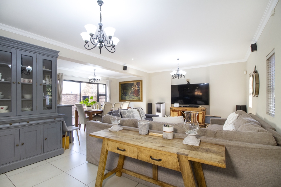 3 Bedroom Property for Sale in Rietvalleirand Gauteng