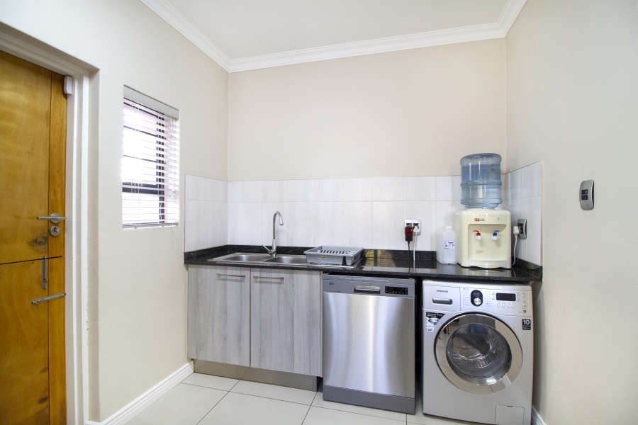 3 Bedroom Property for Sale in Rietvalleirand Gauteng