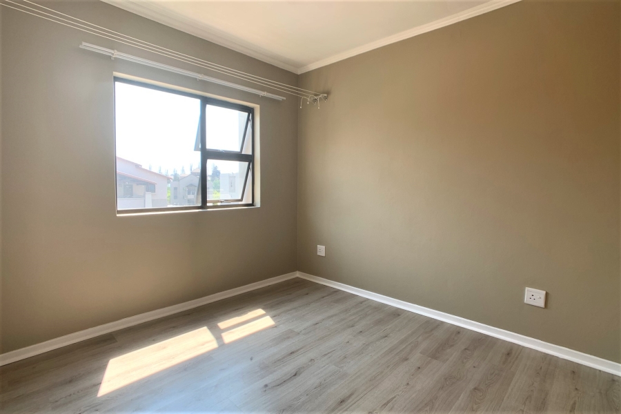 1 Bedroom Property for Sale in Sunninghill Gauteng