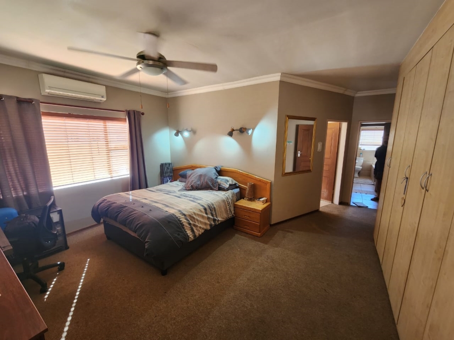 4 Bedroom Property for Sale in Montana Gauteng