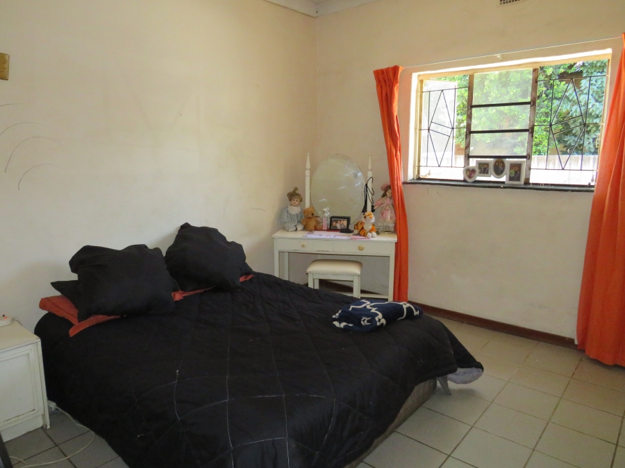 5 Bedroom Property for Sale in Daspoort Gauteng