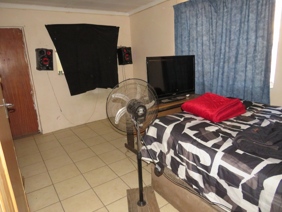 5 Bedroom Property for Sale in Daspoort Gauteng