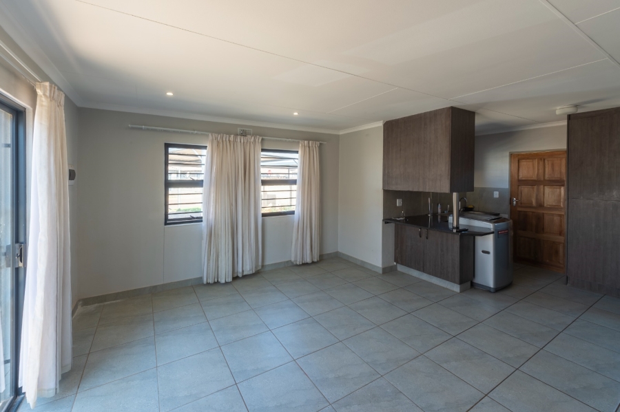 To Let 3 Bedroom Property for Rent in Pretoria West Gauteng