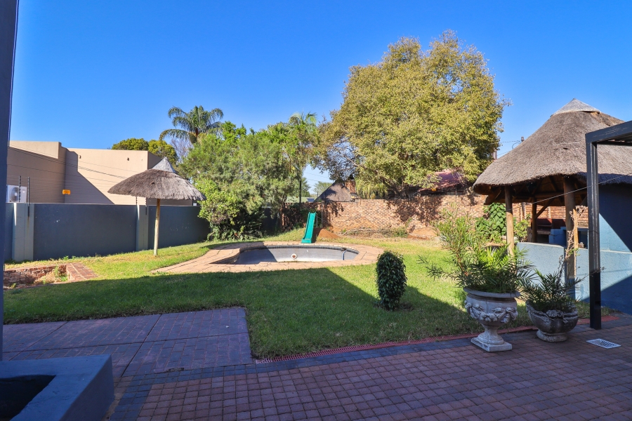 3 Bedroom Property for Sale in Garsfontein Gauteng