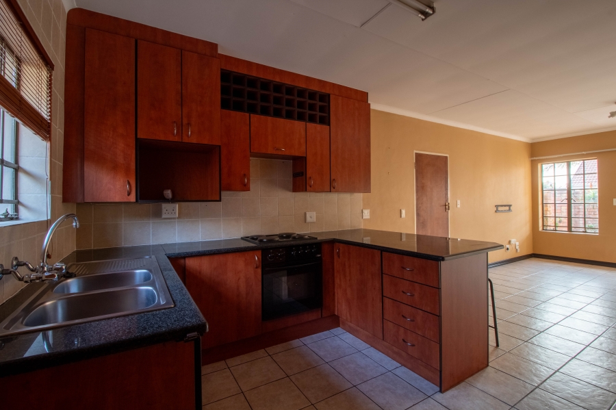 2 Bedroom Property for Sale in Amberfield Gauteng