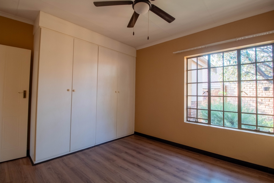 2 Bedroom Property for Sale in Amberfield Gauteng