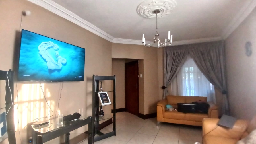 3 Bedroom Property for Sale in Falcon Ridge Gauteng