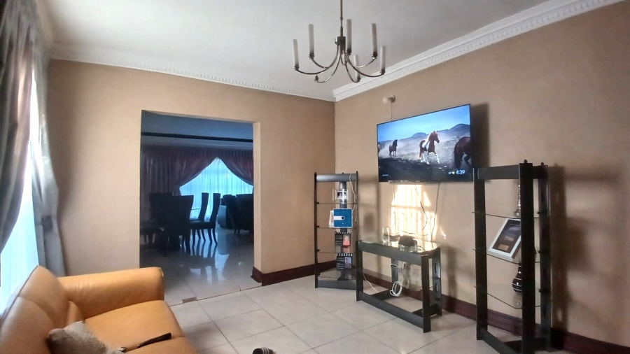 3 Bedroom Property for Sale in Falcon Ridge Gauteng