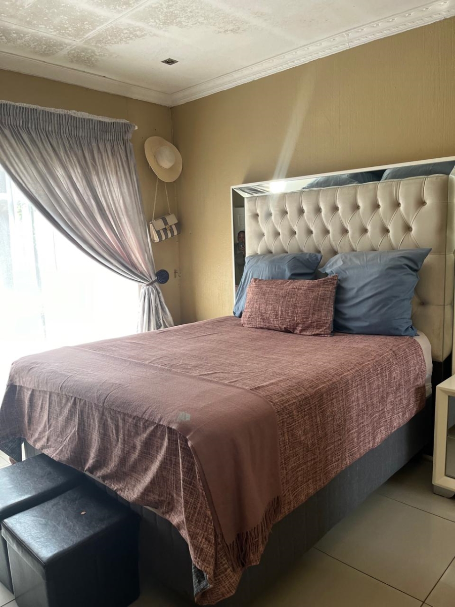 3 Bedroom Property for Sale in Falcon Ridge Gauteng