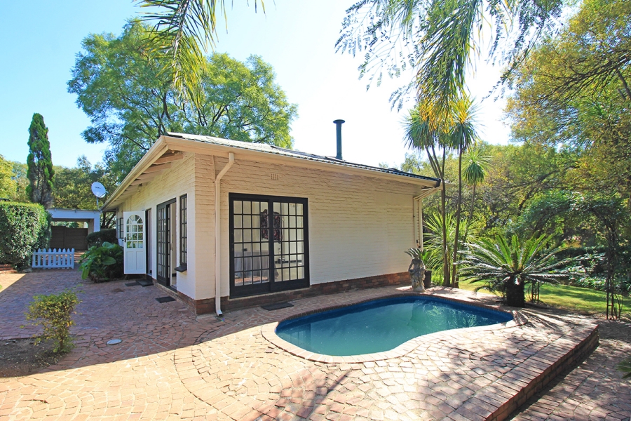 3 Bedroom Property for Sale in Lakeside Gauteng