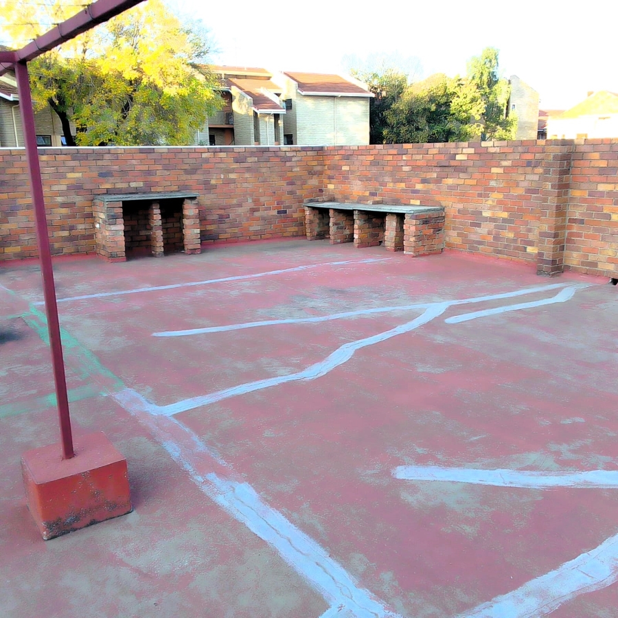 1 Bedroom Property for Sale in Vanderbijlpark CW 3 Gauteng