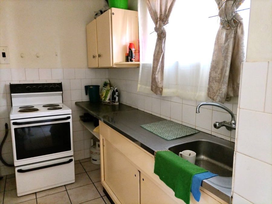 1 Bedroom Property for Sale in Vanderbijlpark CW 3 Gauteng