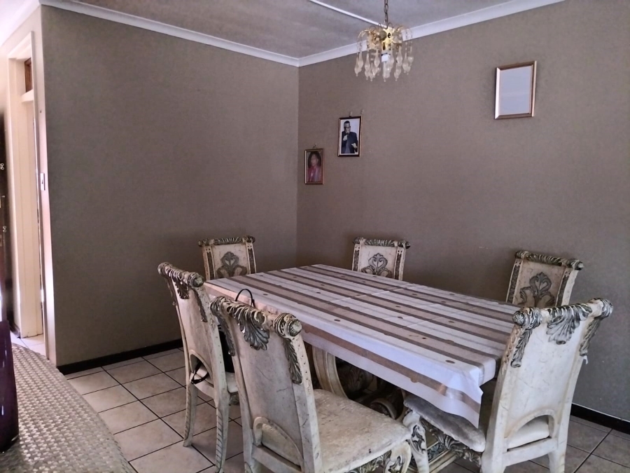 1 Bedroom Property for Sale in Vanderbijlpark CW 3 Gauteng