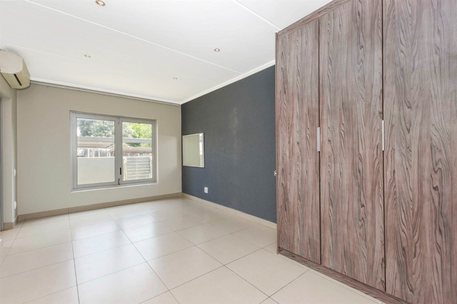 2 Bedroom Property for Sale in Sandown Gauteng