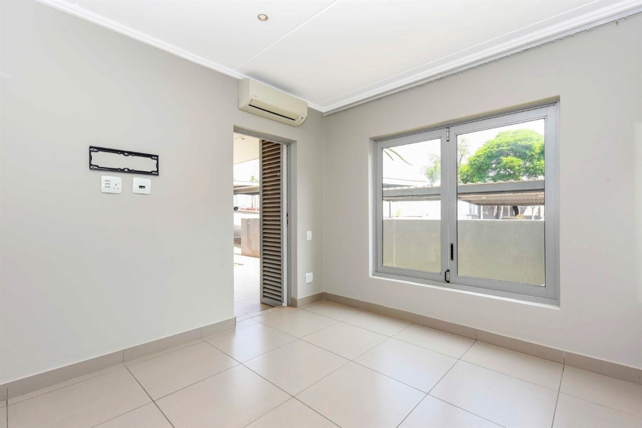 2 Bedroom Property for Sale in Sandown Gauteng