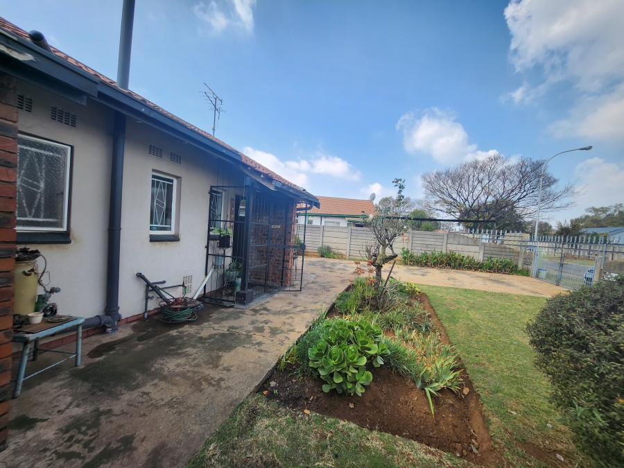 3 Bedroom Property for Sale in Paul Krugersoord Gauteng