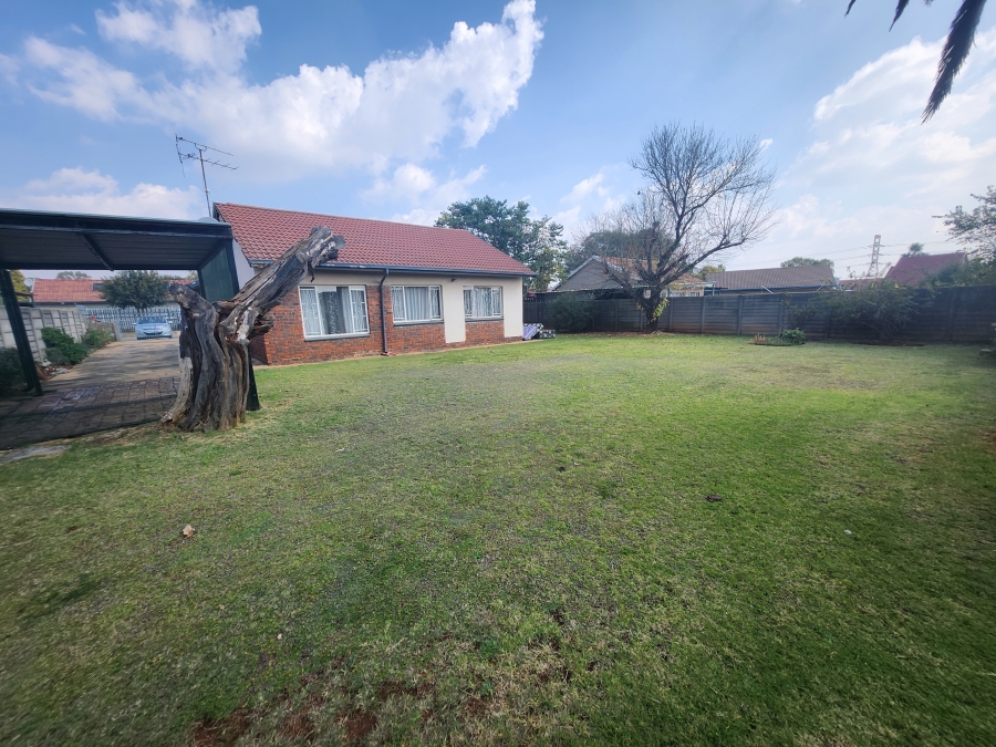 3 Bedroom Property for Sale in Paul Krugersoord Gauteng