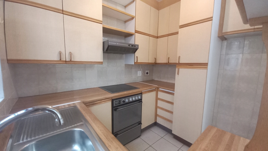 2 Bedroom Property for Sale in Bromhof Gauteng