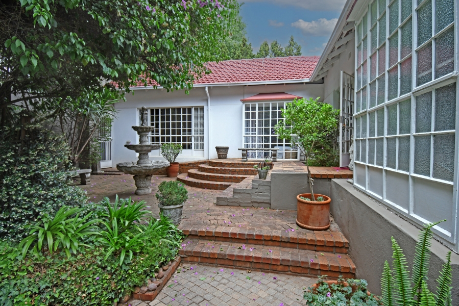 4 Bedroom Property for Sale in Forest Town Gauteng