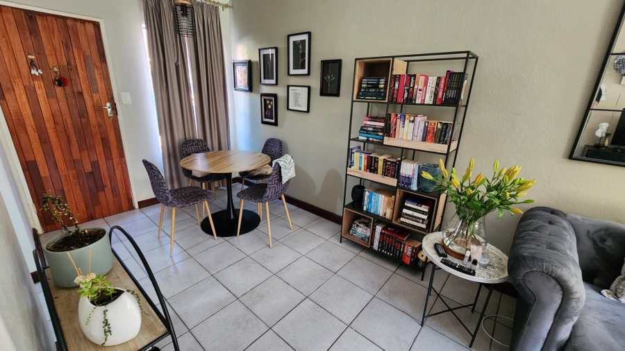 2 Bedroom Property for Sale in Annlin Gauteng