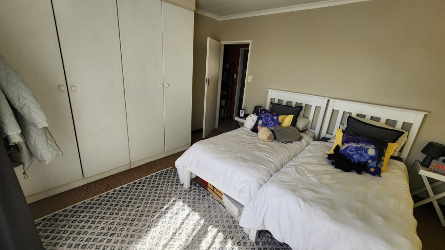 2 Bedroom Property for Sale in Annlin Gauteng