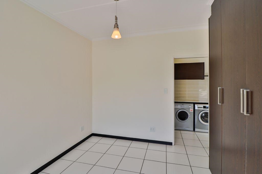 To Let 1 Bedroom Property for Rent in The Isle Gauteng