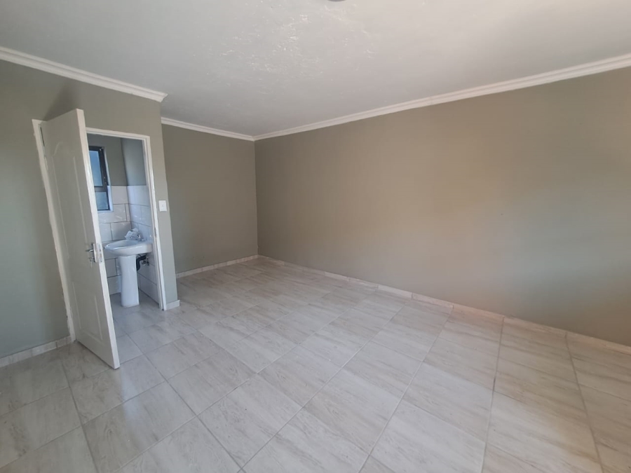 To Let 1 Bedroom Property for Rent in Sebokeng Zone 6 Gauteng
