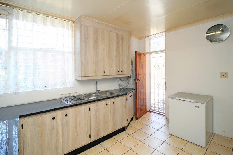 3 Bedroom Property for Sale in Robindale Gauteng