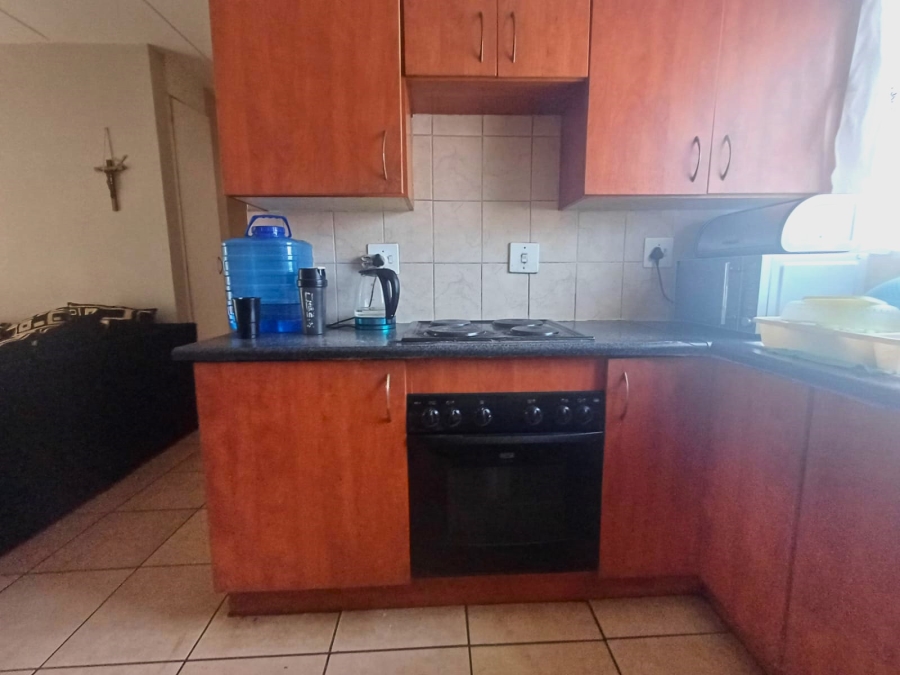 2 Bedroom Property for Sale in Vanderbijlpark SE 10 Gauteng