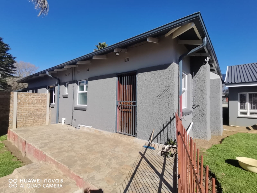 3 Bedroom Property for Sale in Dunnottar Gauteng