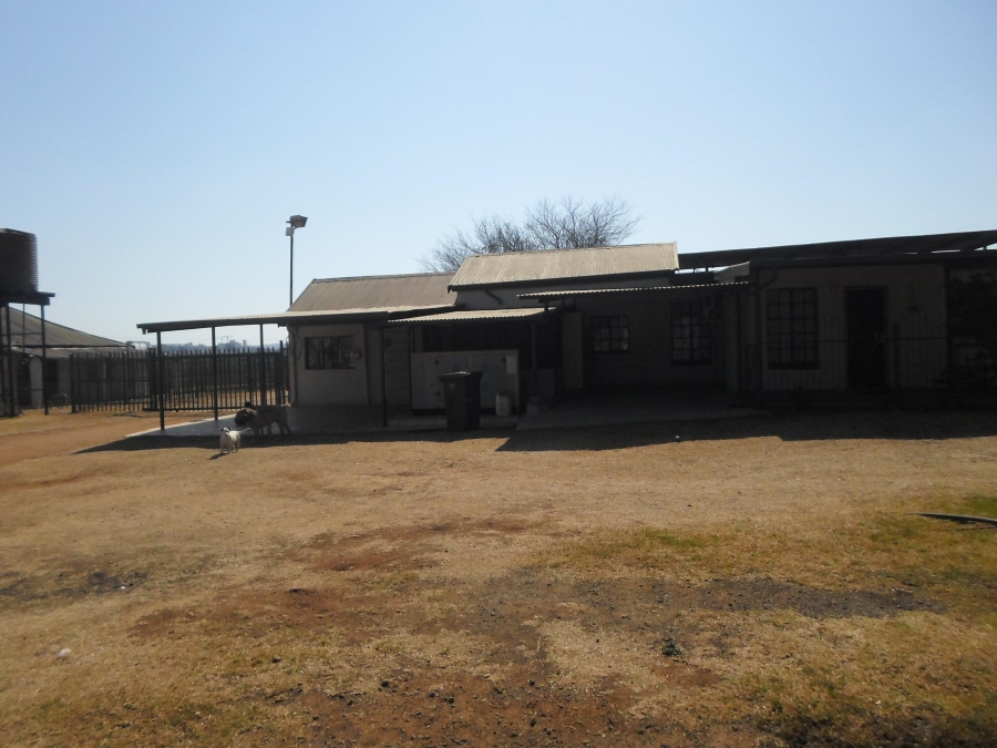 7 Bedroom Property for Sale in Randfontein Central Gauteng