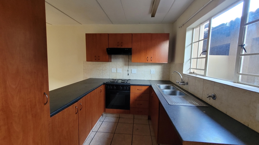 3 Bedroom Property for Sale in Annlin Gauteng