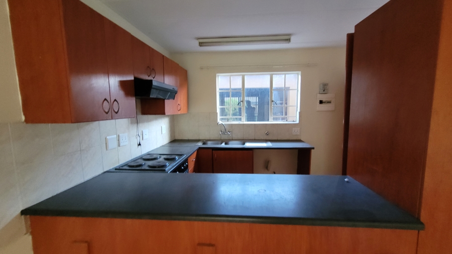 3 Bedroom Property for Sale in Annlin Gauteng