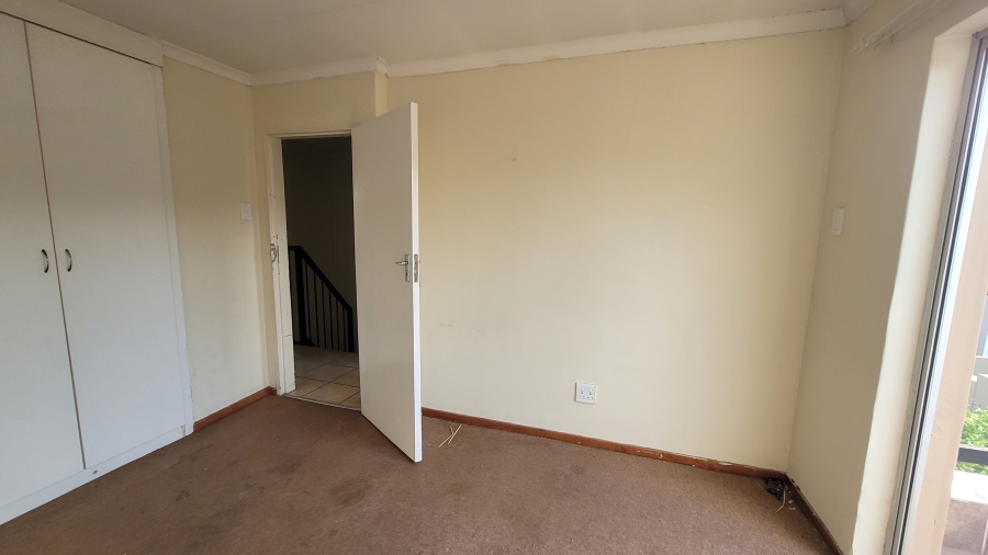 3 Bedroom Property for Sale in Annlin Gauteng