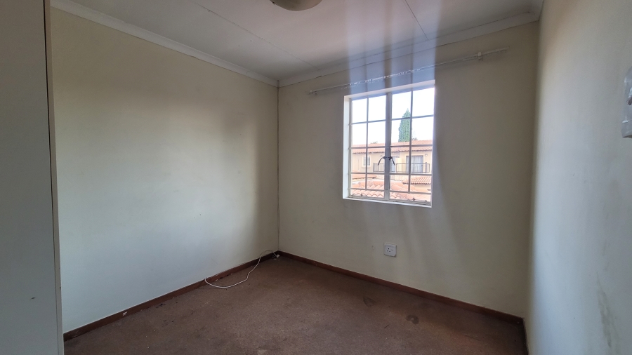 3 Bedroom Property for Sale in Annlin Gauteng