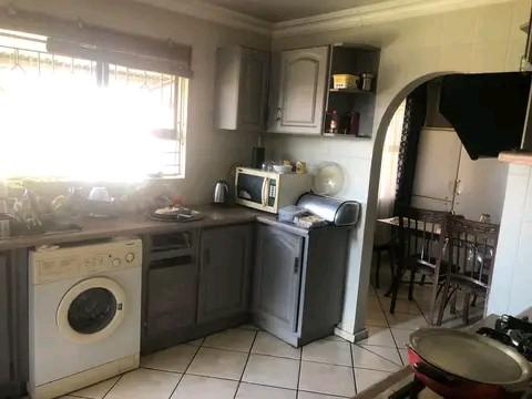 3 Bedroom Property for Sale in Bakerton Gauteng