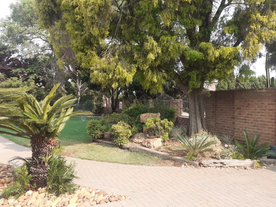 2 Bedroom Property for Sale in Sharon Park Gauteng