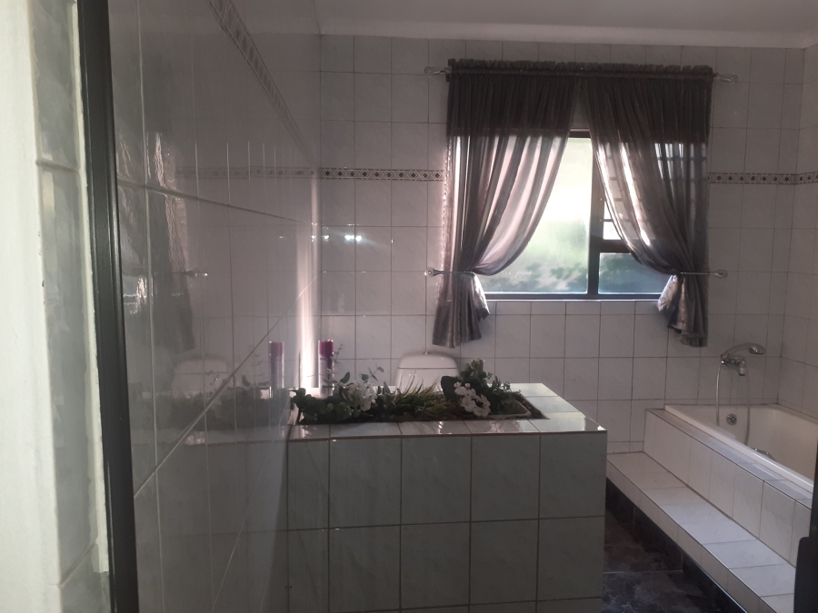 2 Bedroom Property for Sale in Sharon Park Gauteng