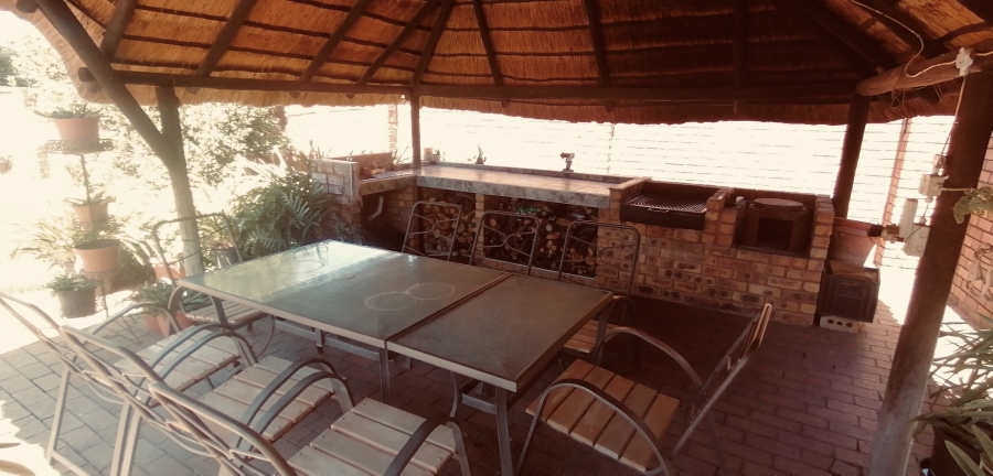 3 Bedroom Property for Sale in Selcourt Gauteng