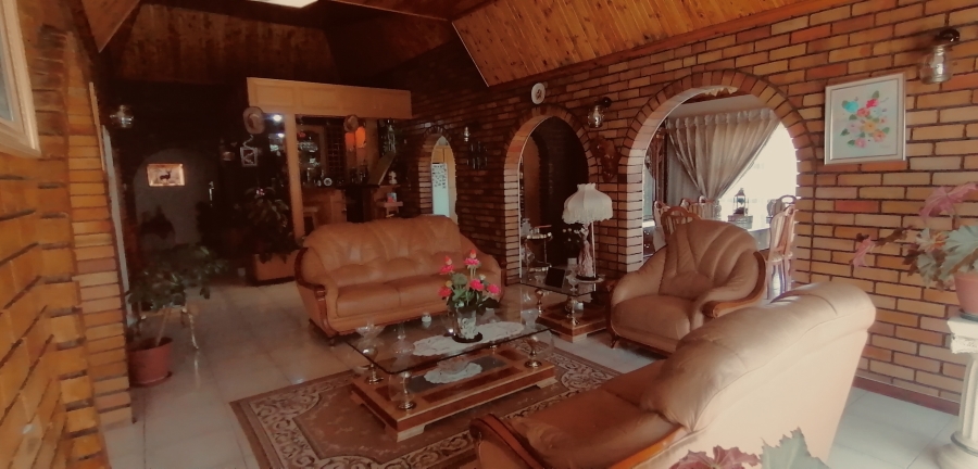 3 Bedroom Property for Sale in Selcourt Gauteng