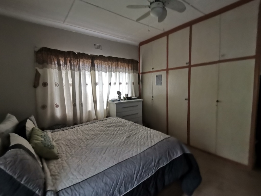 3 Bedroom Property for Sale in Towerby Gauteng