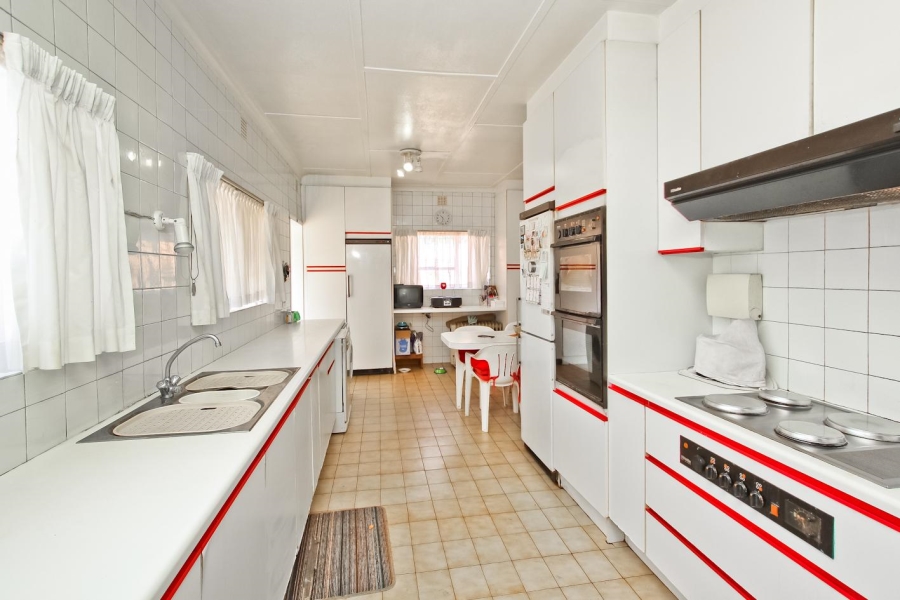 3 Bedroom Property for Sale in De Wetshof Gauteng