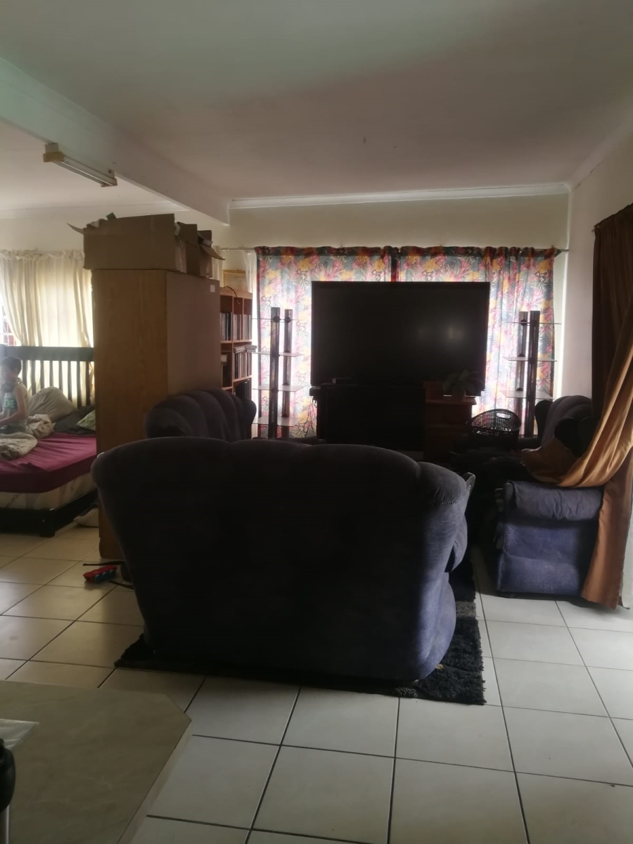 4 Bedroom Property for Sale in Theresa Park Gauteng