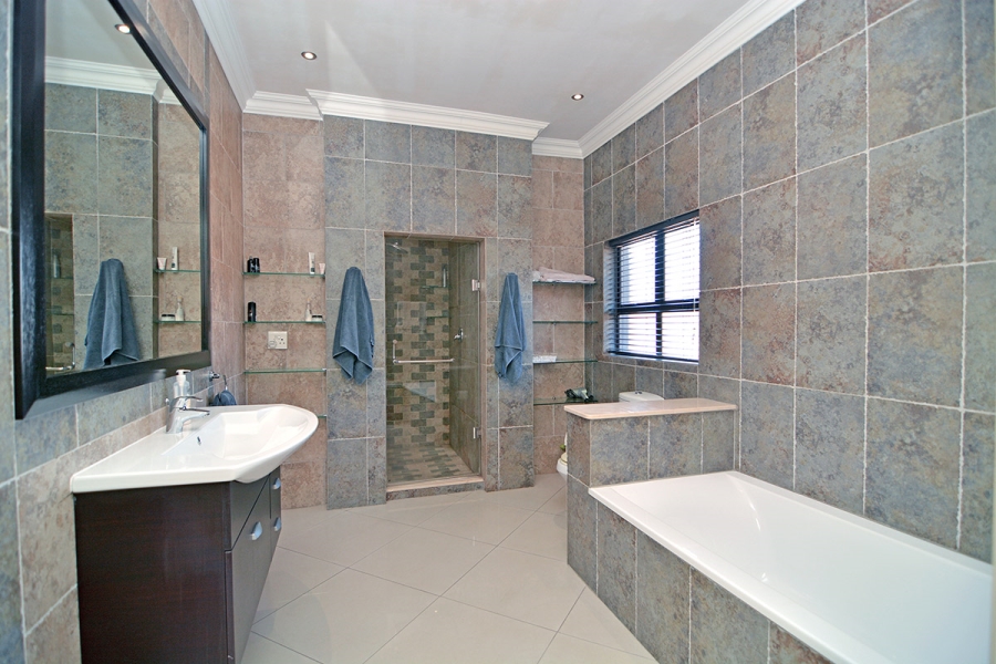 4 Bedroom Property for Sale in Bedfordview Gauteng