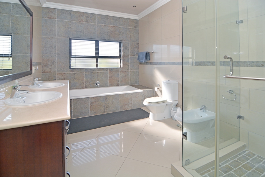 4 Bedroom Property for Sale in Bedfordview Gauteng