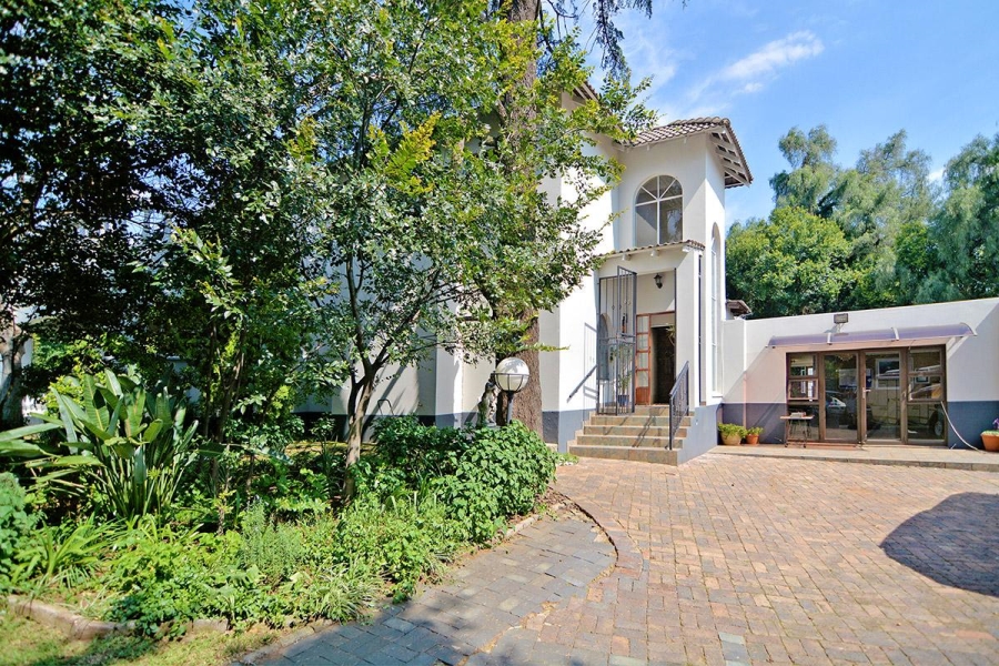 5 Bedroom Property for Sale in Essexwold Gauteng