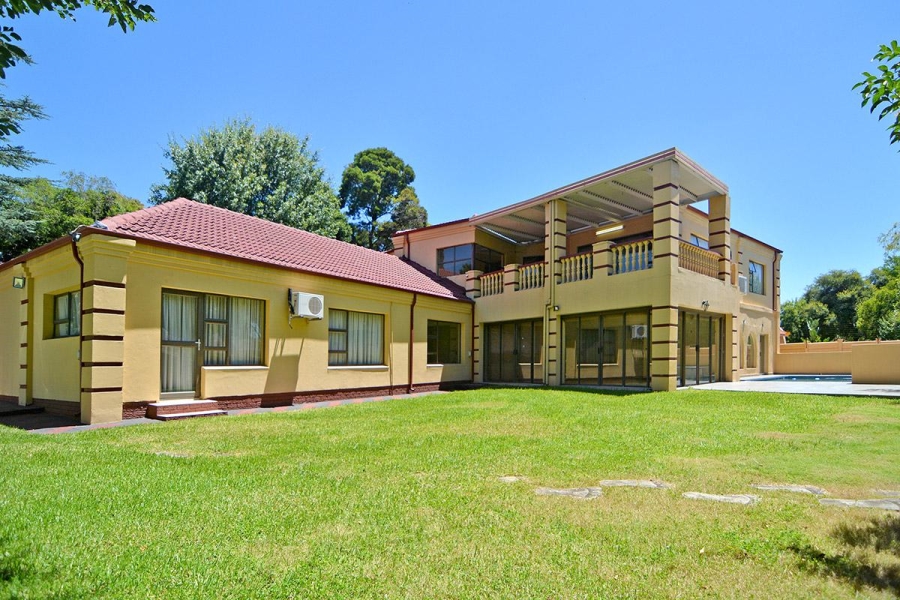 6 Bedroom Property for Sale in Bedfordview Gauteng