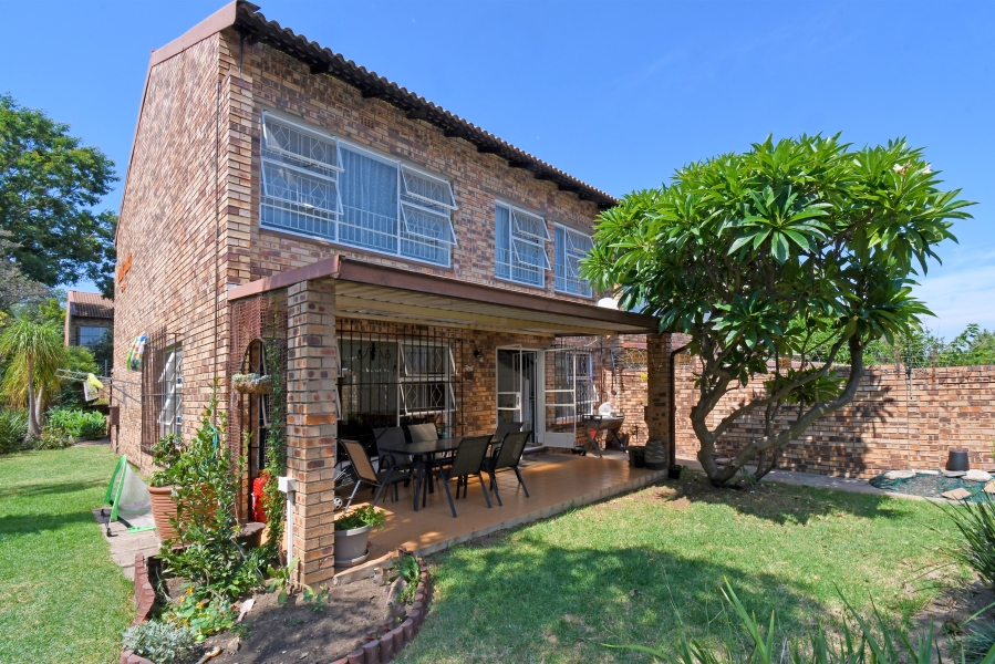 3 Bedroom Property for Sale in Ferndale Gauteng