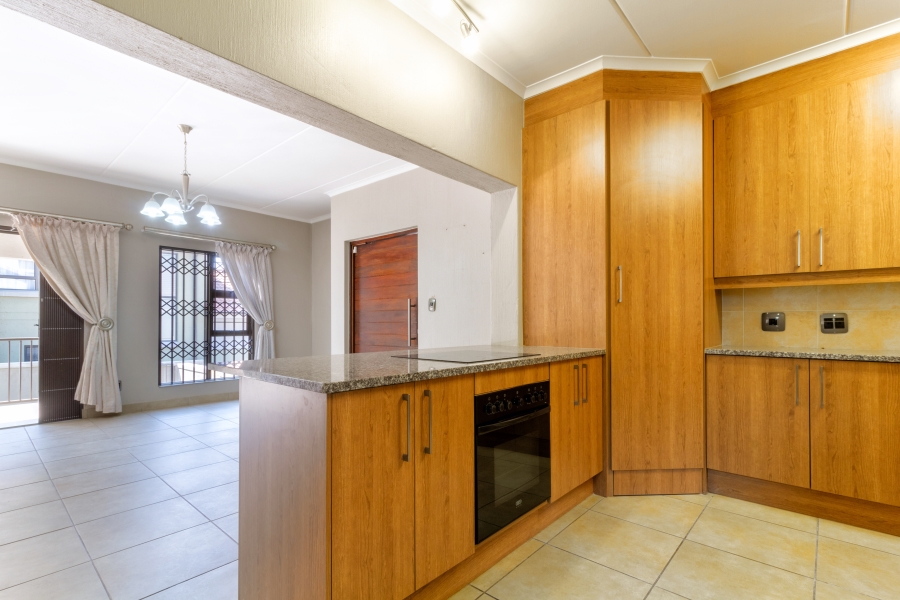 3 Bedroom Property for Sale in Tres Jolie Gauteng